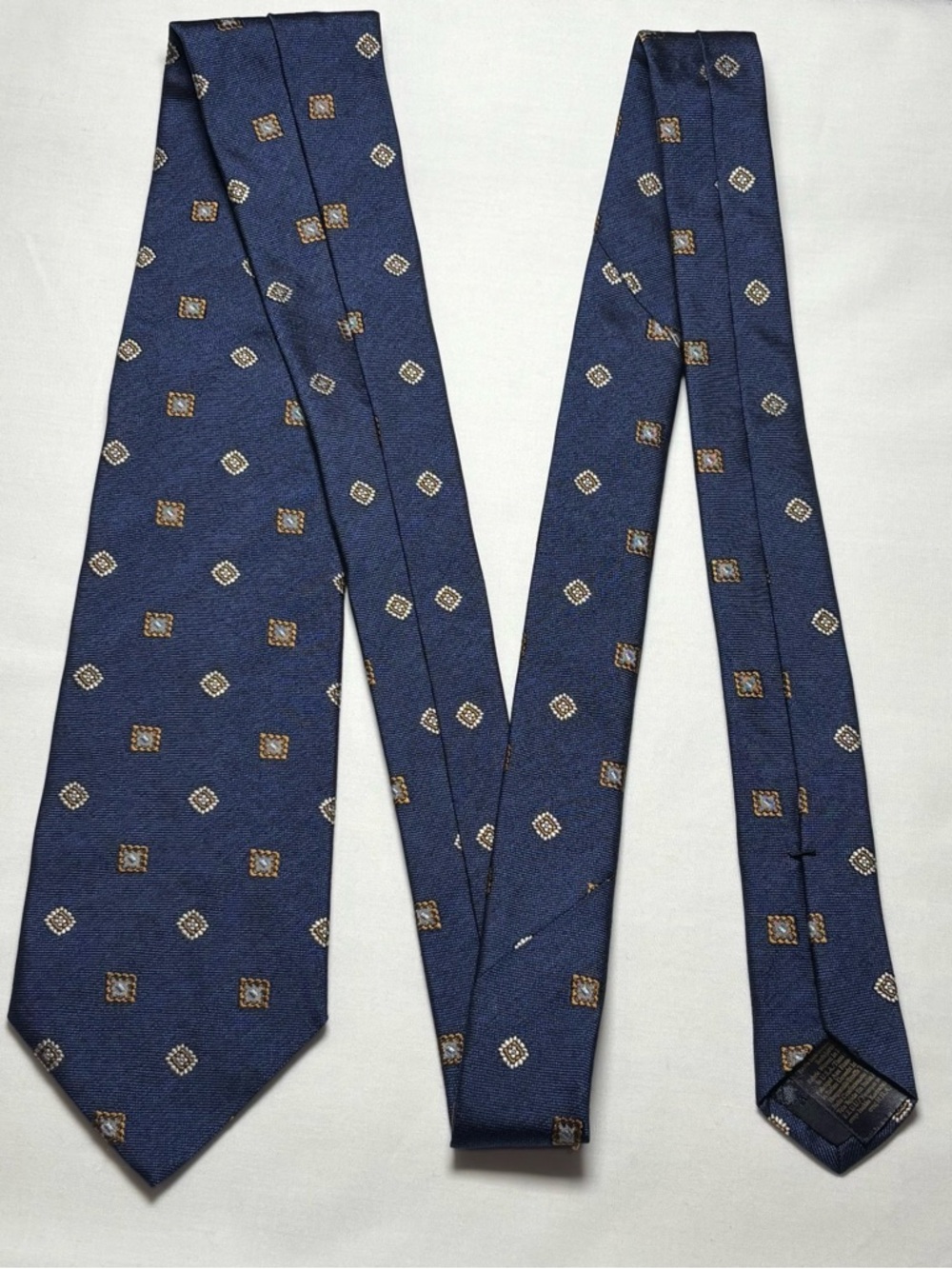 Brooks Brothers Makers and Merchants Geometric Medallion 100% Silk Tie - Navy